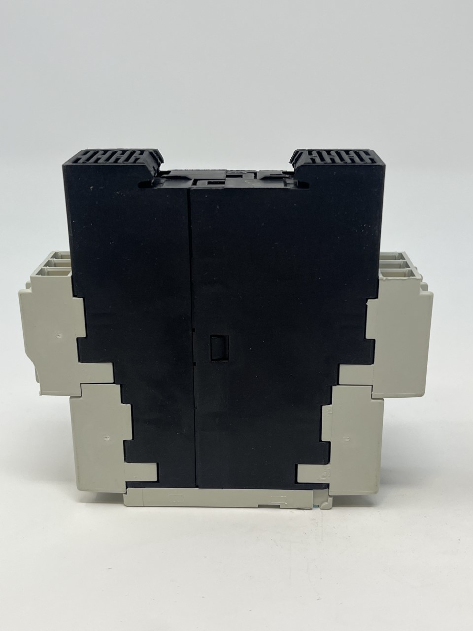 SIEMENS - 3RP25051BW30 - SIE3RP25051BW30 TIMER 2S 0,05-100H 22,5MM 12-240VUC