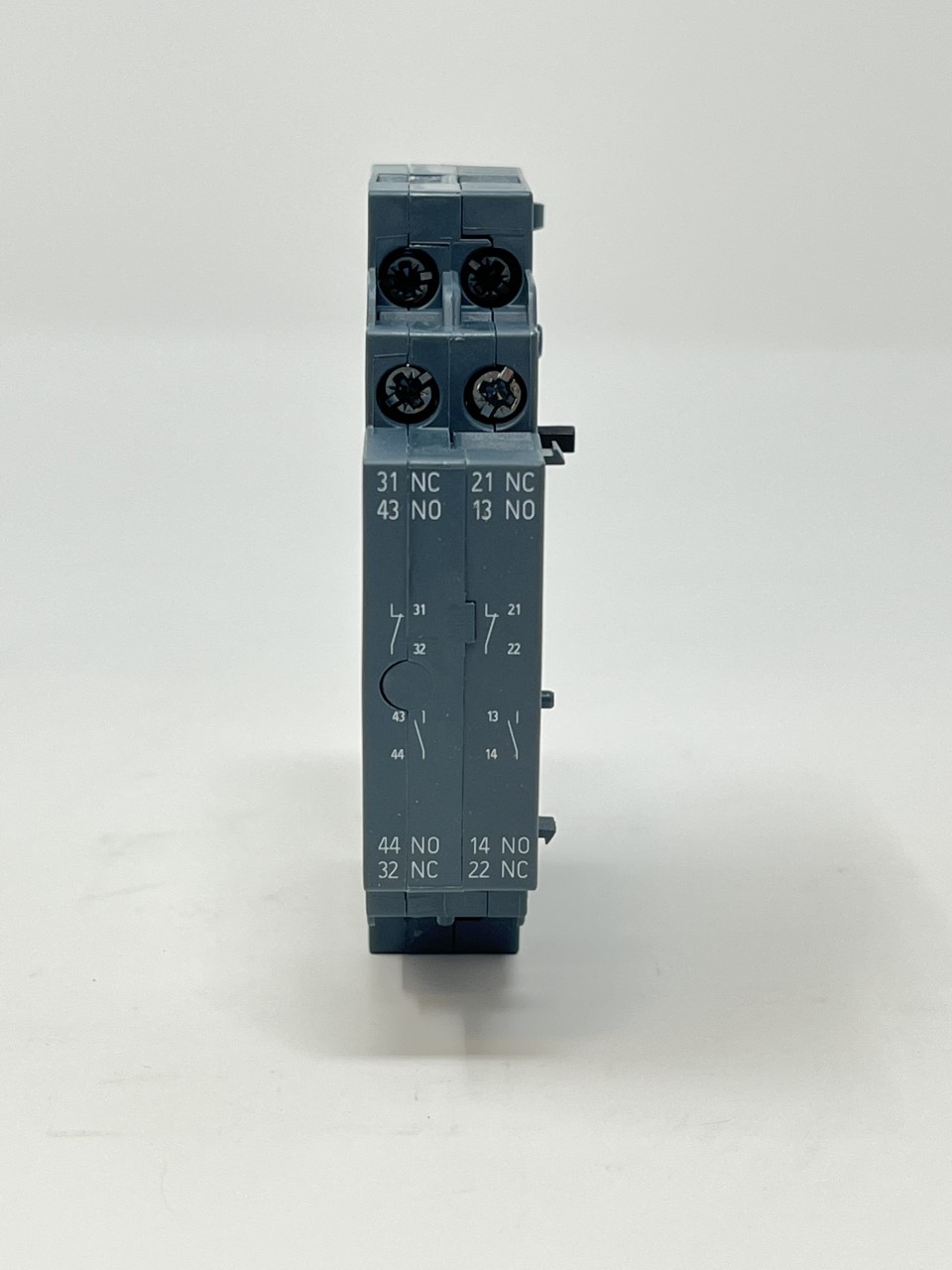 SIEMENS Auxiliary Contact Block / Front Mount Auxiliary , 1NO Or 1NC ( 3TX3010-8A / 3TX3001-8A...
